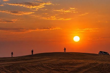 Doha: Sunset Desert Safari and Inland Sea