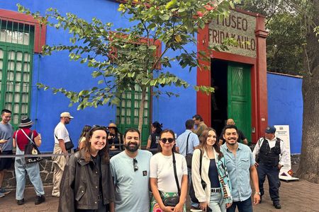 Coyoacán Cultural and Food Tour with Frida Kahlo Museum Admission