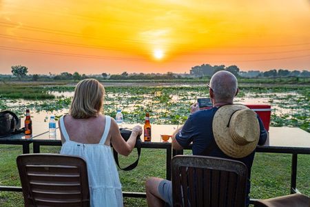 Siem Reap: Countryside Sunset Tour with Food & Drinks