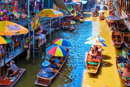 Private Bangkok City Highlights, Railway and Floating Markets