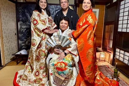 Gion 160y.o. Building Tour with Matcha & kimono
