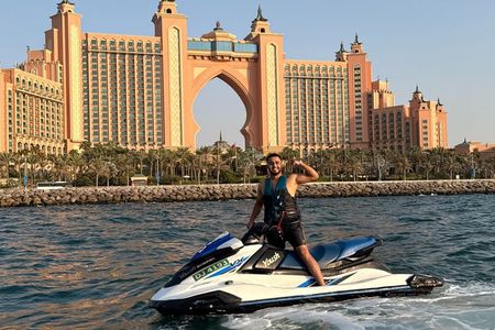 Jetski Dubai: 60Min Burj Al Arab & Atlantis the Palm