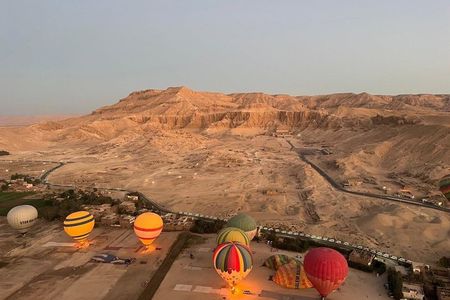 Luxor VIP Day Tour from Hurghada Sunrise Hot Air Balloon