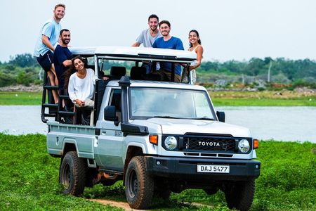 Yala National Park Safari Tours with Luxury Land Cruiser