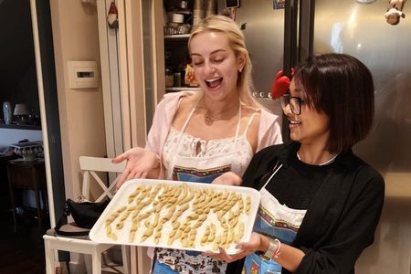Catania: Sicilian Cooking Class with Wine and Appetizers