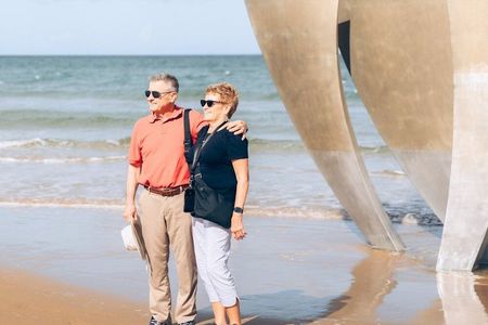 Normandy D Day Beaches Tour from Paris with Lunch