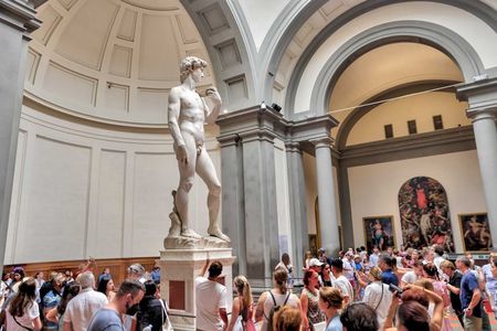 Best of Florence: David, Uffizi & Duomo Square Tour with Tickets