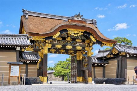 Kyoto: 2.5-Hour Private Nijo Castle & Imperial Palace Tour