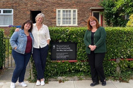 Award-Winning Private Liverpool Beatles Taxi Tour