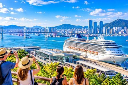 Busan Highlights for Cruise:Temple,Sea&Local Market(Relaxed Pace)