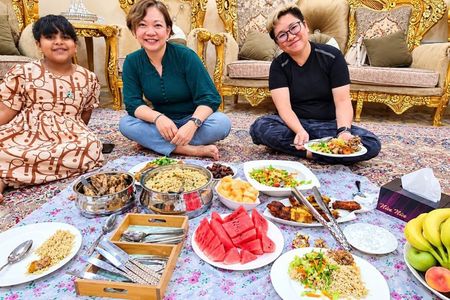 Enjoy an Authentic Omani Dinner at a Local Family Home