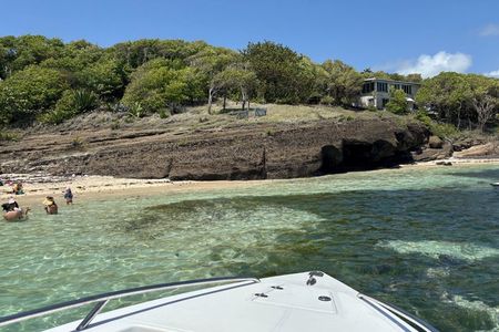 Boat Tour to the Islands and Bathtub of Josephine