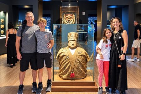 Discover the Treasures of Peru Larco Museum and Huaca Pucllana