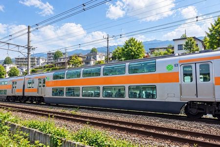 Trackside Craft Beer by Train from Tokyo with Ex-JR Conductor