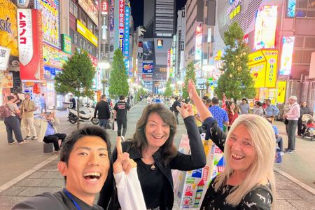 Shinjuku Chopstick Making and Local Food Walking Tour