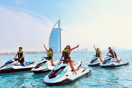 30Min Dubai Jet Ski Tour of Burj Al Arab with Free Ice Cream