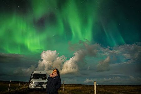 Northern Lights 4x4 Tour with Pastries and Cocoa from Reykjavik