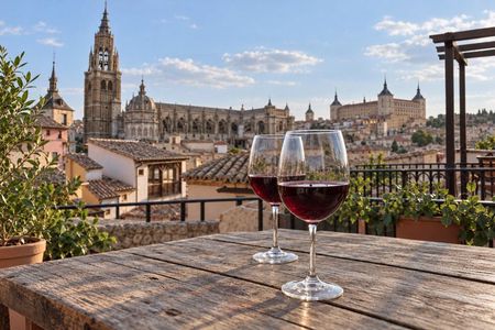 Toledo & Boutique Winery Small Group Tour with Pickup from Madrid