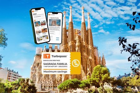 Barcelona La Sagrada Familia entry & 24 hrs. Hop-On Hop-Off Bus