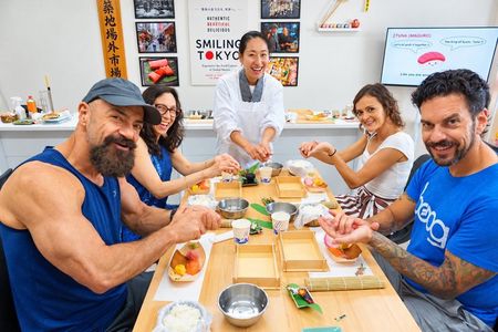 Tokyo Tsukiji Fish Market Sushi Making Class & Beautiful Bento