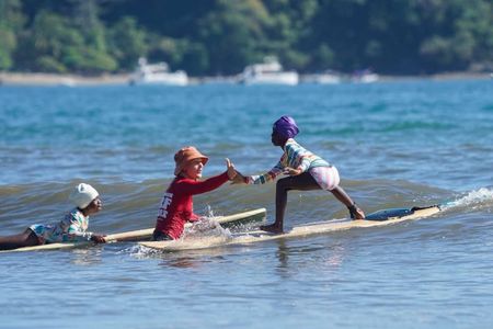 Tuanis Surf School CR