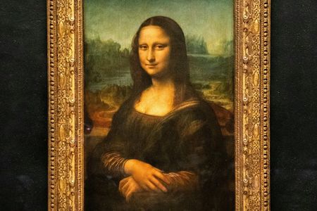 Louvre Museum Semi-Private Tour 6 Guests Max - Entry Included