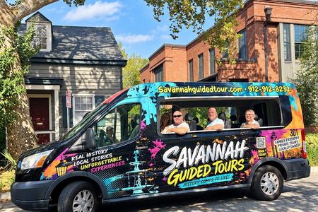 Savannah's Historic District Small Group Guided Tour-Free Parking
