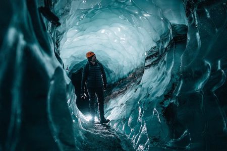 3 Hours Katla Ice Cave Tour/Meet in Vík