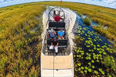 Everglades Eco Tour: Small Group, up to 2 Islands & VIP Transport