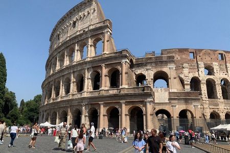 Colosseum Roman Forum and Palatine Entrance with Audio Guide