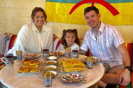 Make Msemen and Harcha Amlou and Tea with a Local Family in Rabat