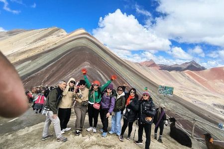 Rainbow Mountain FullDay Hike Colorful Andes Adventure from Cusco