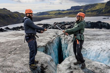 Sólheimajökull Glacier Hike – Adventure in a Small Group