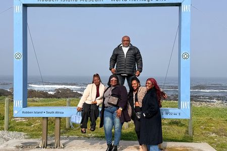 Half Day Tour to Robben Island with Reserved Tickets