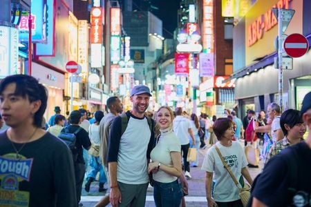Tokyo: Shibuya Food Tour with 15 Dishes at 4 Eateries