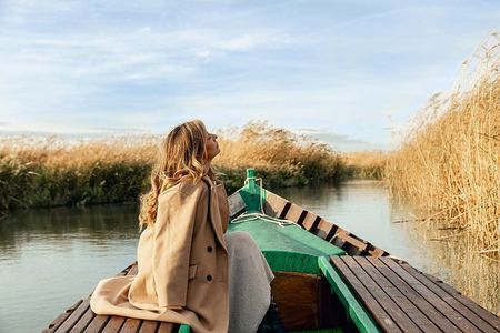 Valencia: Albufera Park with Local Guide, Boat Ride & Drink