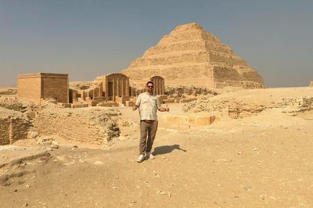 Private Tour to Memphis Saqqara and Dahshur Pyramids from Cairo