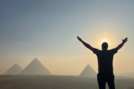 Discover the Timeless Pyramids of Giza and Saqqara