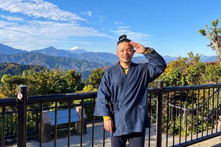 Mt Takao: Optional Onsen by Train from Tokyo with Ex-JR Conductor