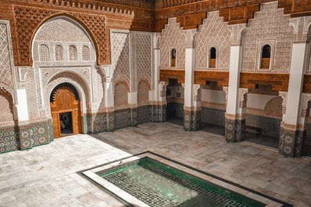 Marrakech Medina Souks and Historic Sites with Private Transport