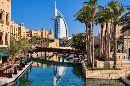 Private Dubai City Tour with Burj Al Arab Palm and Old Souks