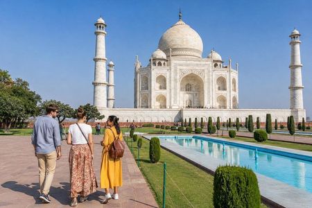 Private Agra Tour: Taj Mahal, Agra Fort & Baby Taj