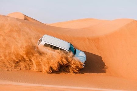 Wahiba Sands Sunset Safari: 4x4 Dune Bashing & Omani Hospitality