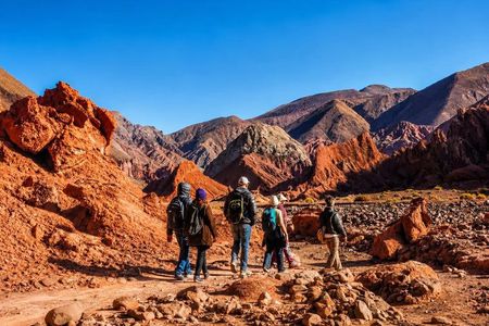 Rainbow Valley and Petroglyphs of Yerbas Buenas
