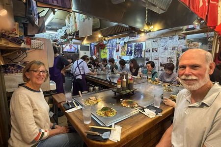 Hiroshima: Okonomiyaki Hopping Tour – Compare 2 Local Styles