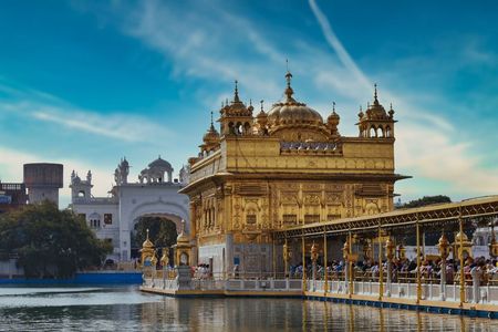 Amritsar: Private Golden Temple and Heritage City Tour