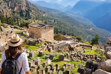 Delphi & Thermopylae Full Day Private Tour from Athens