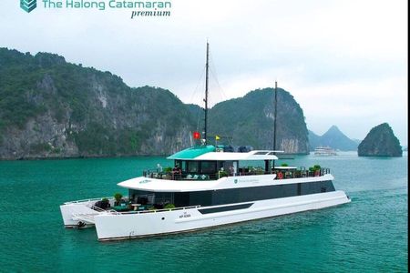 Catamaran Premium Cruise Halong Luxury Day Tour from Hanoi