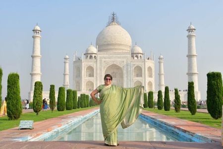 Agra Taj Mahal Overnight Tour From Delhi