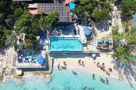 007 Private Beach Club Swimming Pigs Snorkeling Lunch Drinks